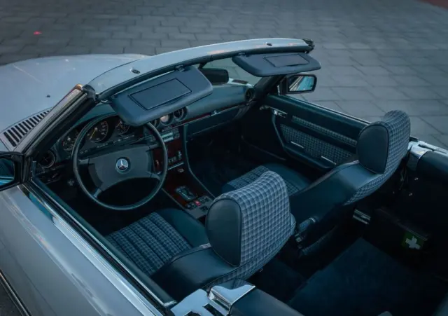 MERCEDES-BENZ SL 500