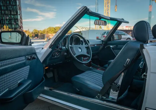 MERCEDES-BENZ SL 500