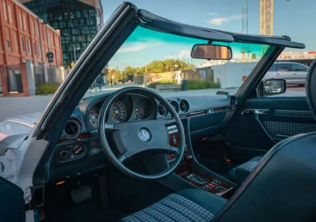 MERCEDES-BENZ SL 500