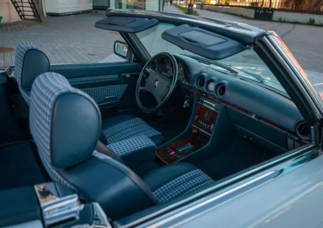 MERCEDES-BENZ SL 500