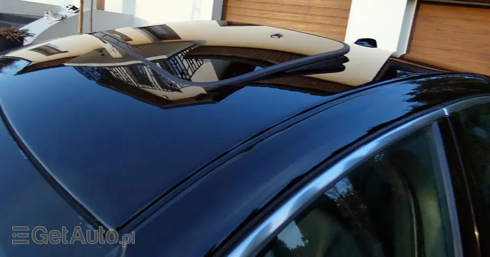 VOLVO S90 T5 Momentum