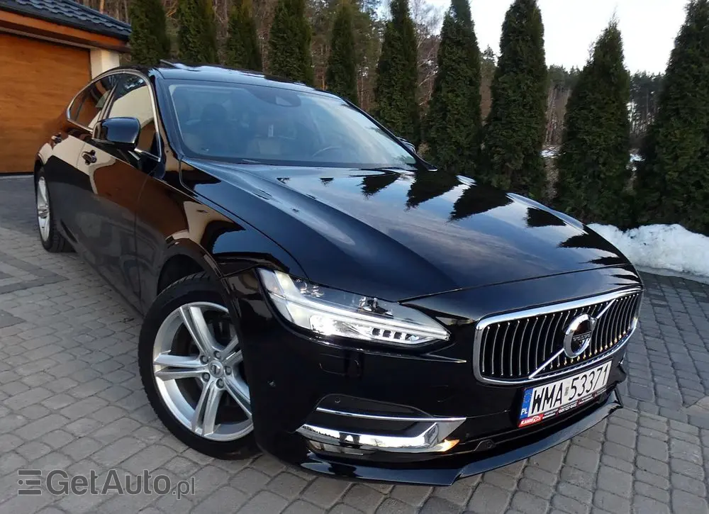 VOLVO S90 T5 Momentum