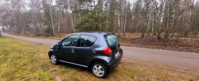 TOYOTA Aygo 