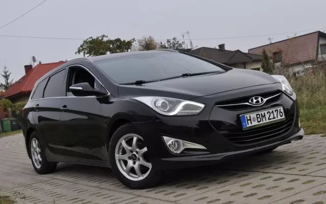 HYUNDAI I40 