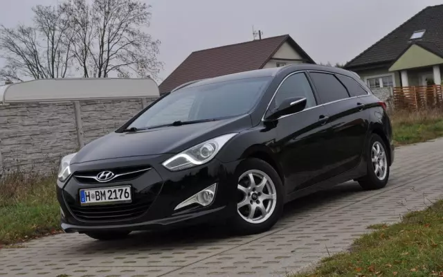 HYUNDAI I40 