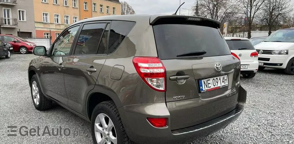 TOYOTA Rav 4 