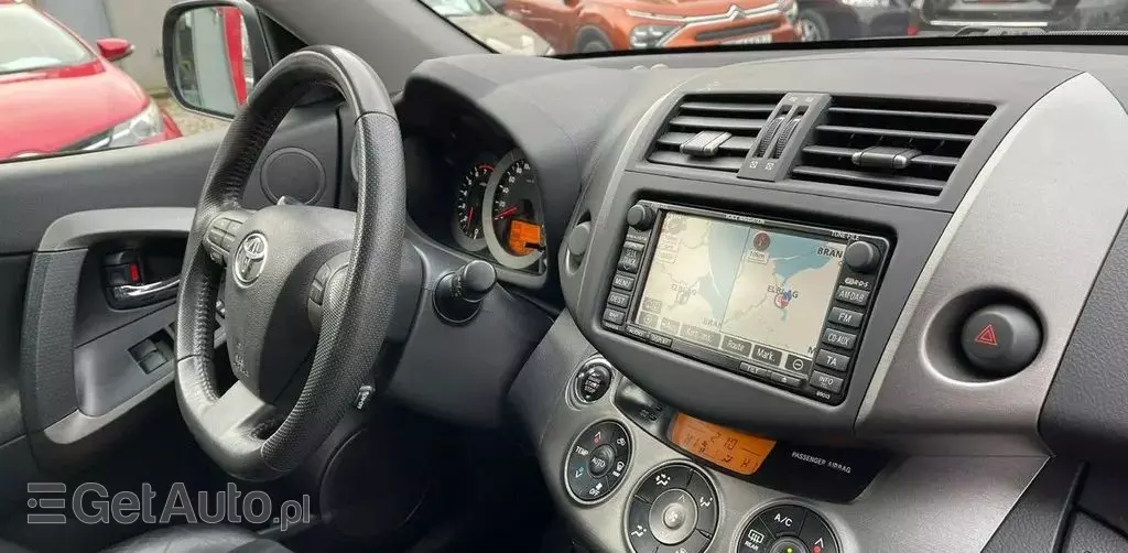 TOYOTA Rav 4 