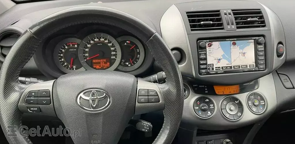 TOYOTA Rav 4 
