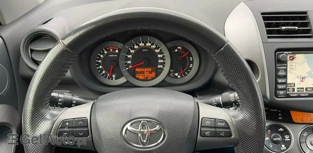 TOYOTA Rav 4 