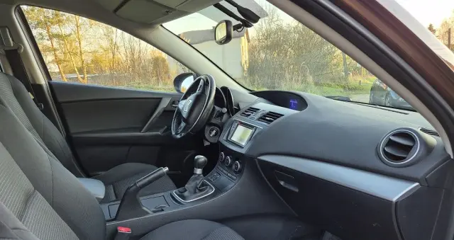 MAZDA 3 1.6 MZR Exclusive-Line