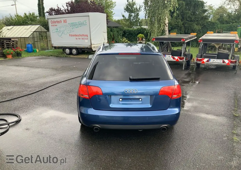 AUDI A4 Avant 2.0T FSI Quattro Tip