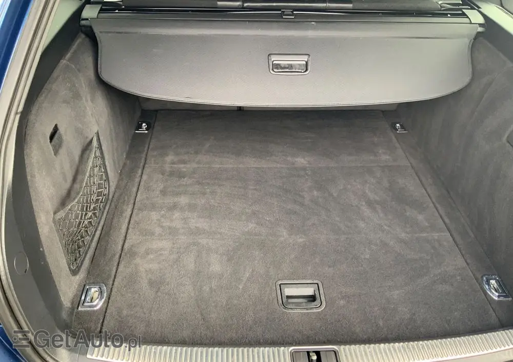 AUDI A4 Avant 2.0T FSI Quattro Tip