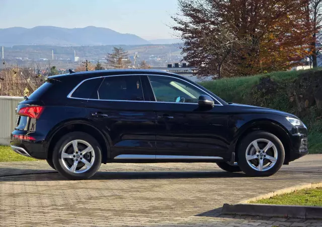 AUDI Q5 2.0 TDI Quattro Sport S tronic
