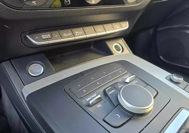 AUDI Q5 2.0 TDI Quattro Sport S tronic