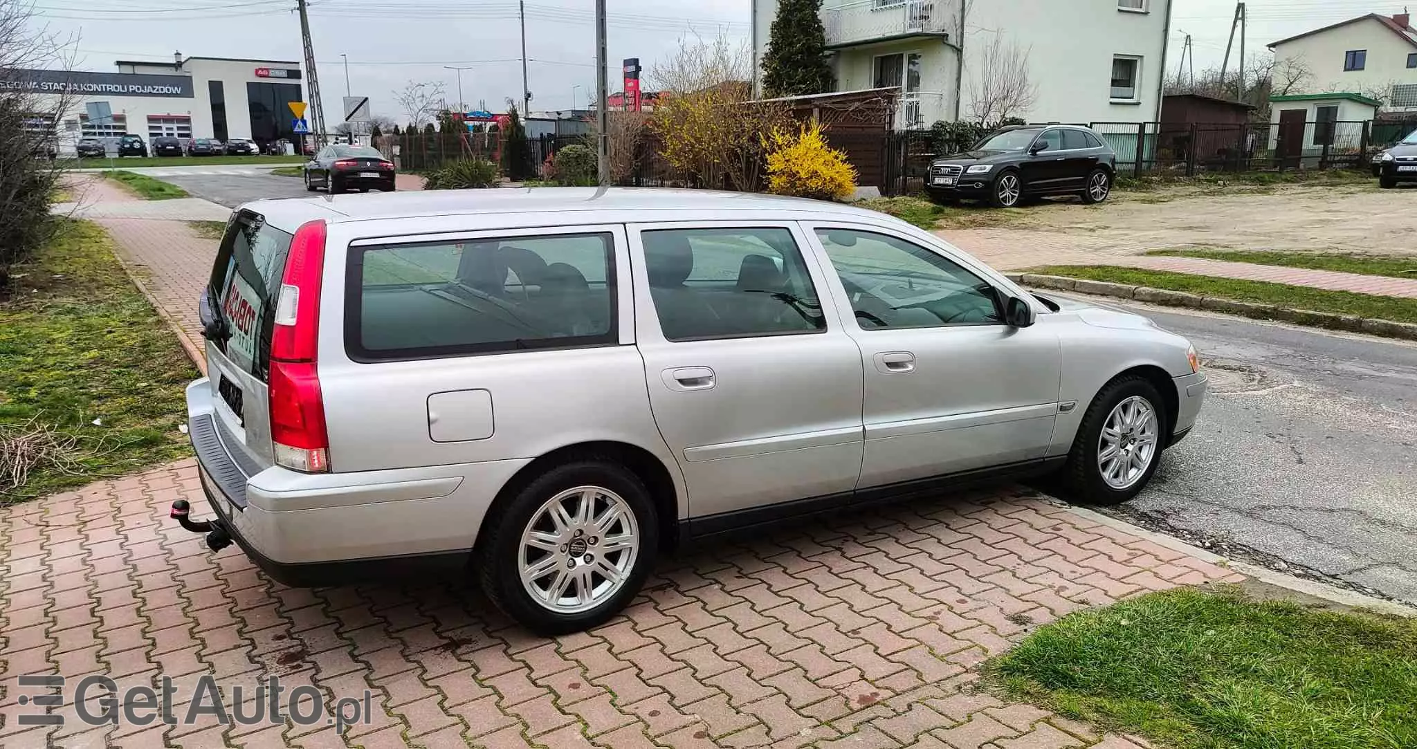 VOLVO V70 