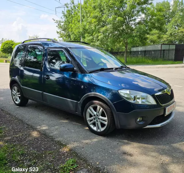 SKODA Roomster 1.2 TSI Active