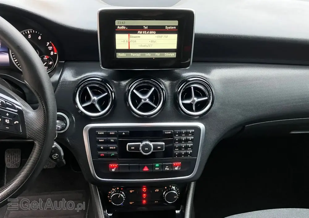 MERCEDES-BENZ Klasa A 180 Urban