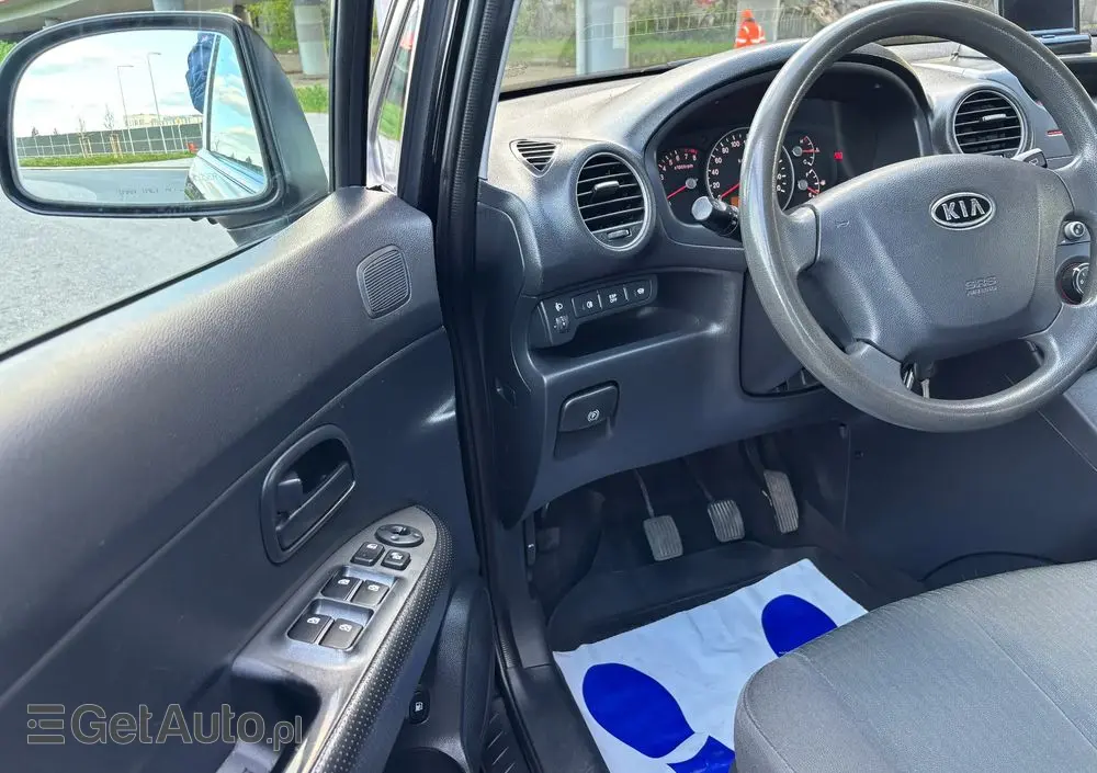 KIA Carens 1.6 Tour