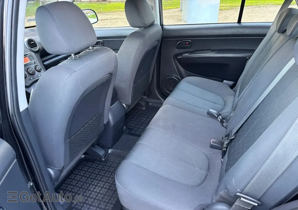 KIA Carens 1.6 Tour