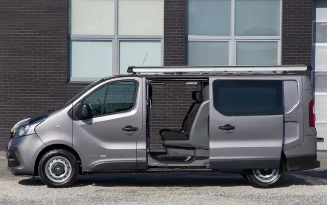 RENAULT Trafic L2H1 *BRYGADOWY* 5-OSÓB Long 