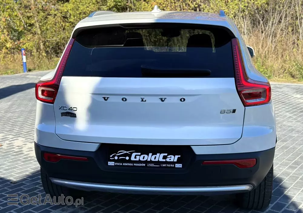 VOLVO XC 40 B5 AWD Ultimate Dark