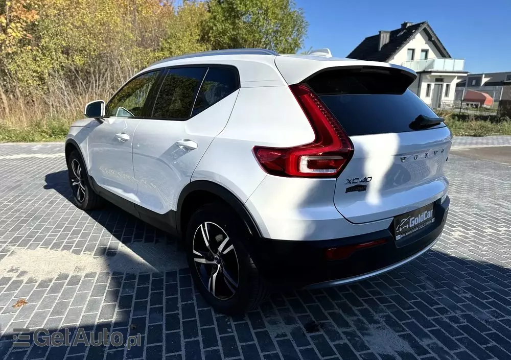 VOLVO XC 40 B5 AWD Ultimate Dark