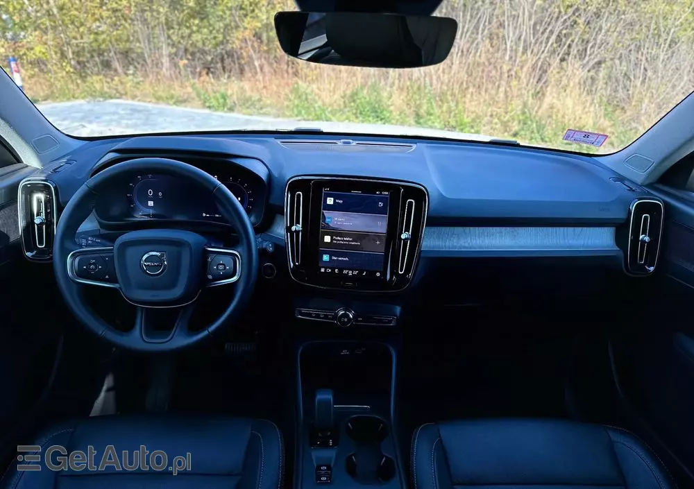 VOLVO XC 40 B5 AWD Ultimate Dark