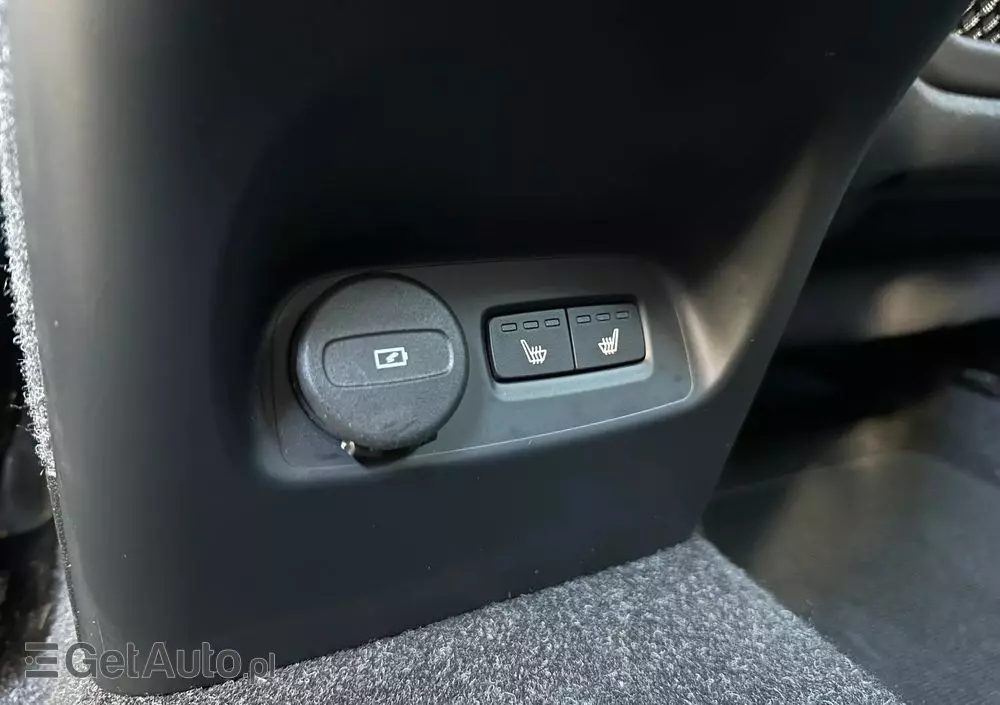 VOLVO XC 40 B5 AWD Ultimate Dark