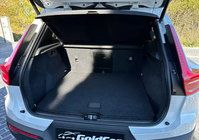 VOLVO XC 40 B5 AWD Ultimate Dark