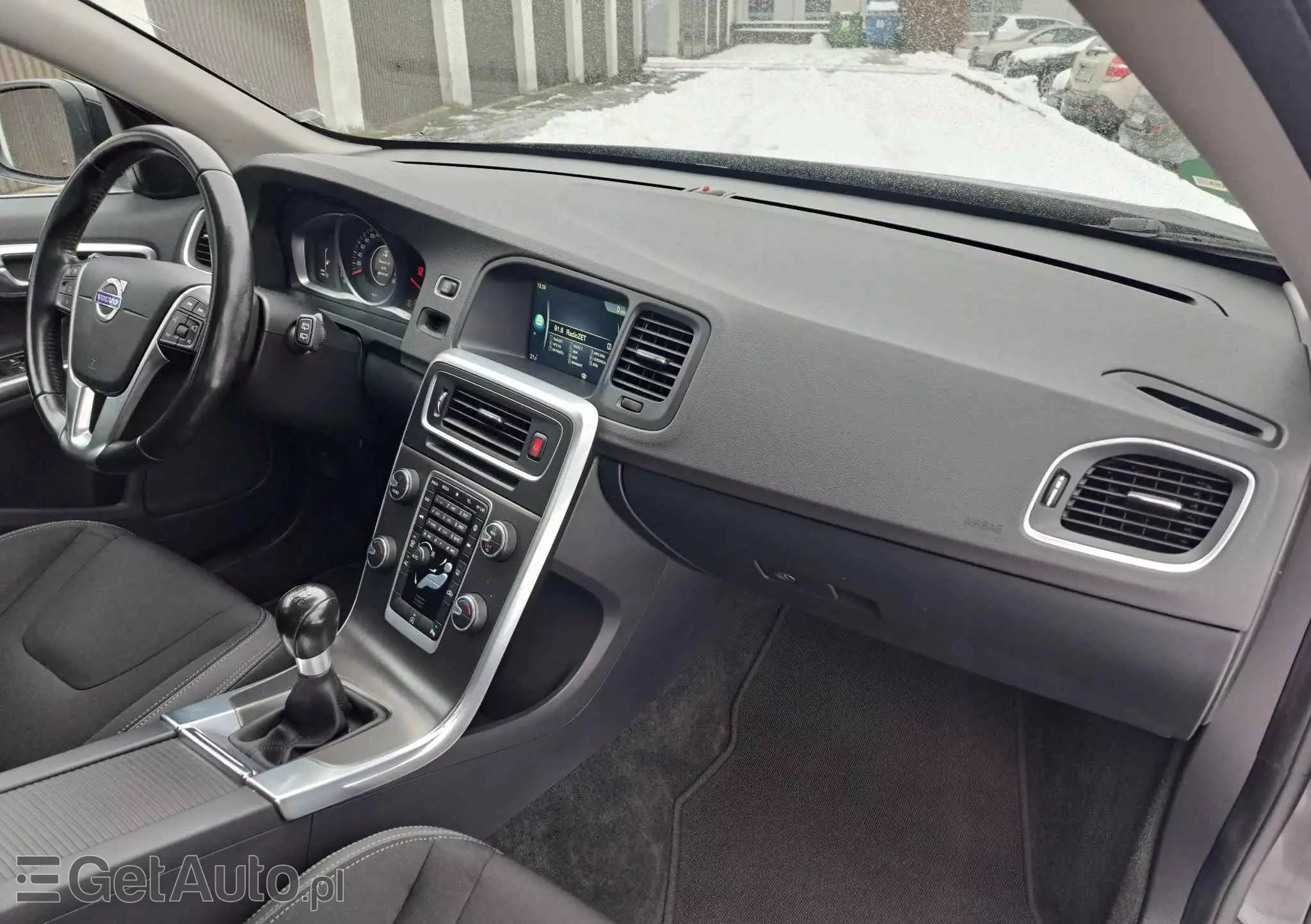 VOLVO V60 D2 Momentum