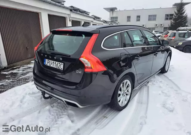 VOLVO V60 D2 Momentum
