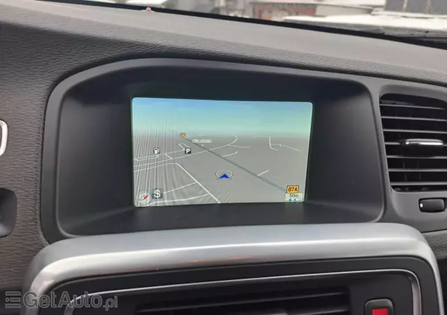 VOLVO V60 D2 Momentum