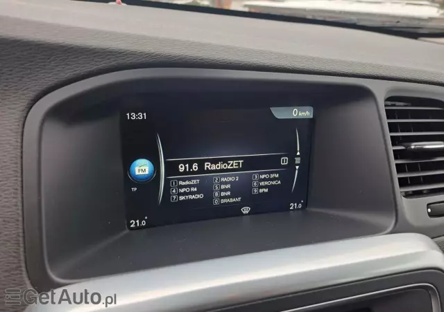 VOLVO V60 D2 Momentum