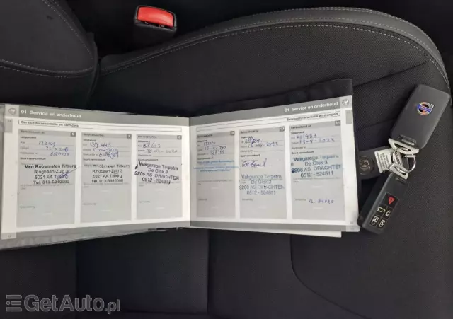 VOLVO V60 D2 Momentum