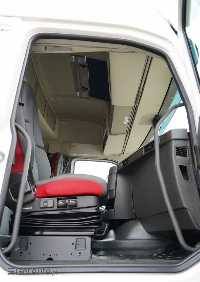 VOLVO FH 540 / RETARDER / KLIMATYZACJA POSTOJOWA  / I-SHIFT / EURO 6 