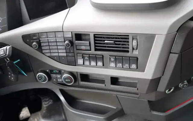 VOLVO FH 540 / RETARDER / KLIMATYZACJA POSTOJOWA  / I-SHIFT / EURO 6 