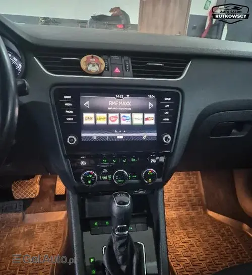SKODA Octavia 