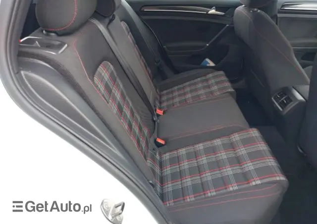 VOLKSWAGEN Golf 2.0 GTI DSG