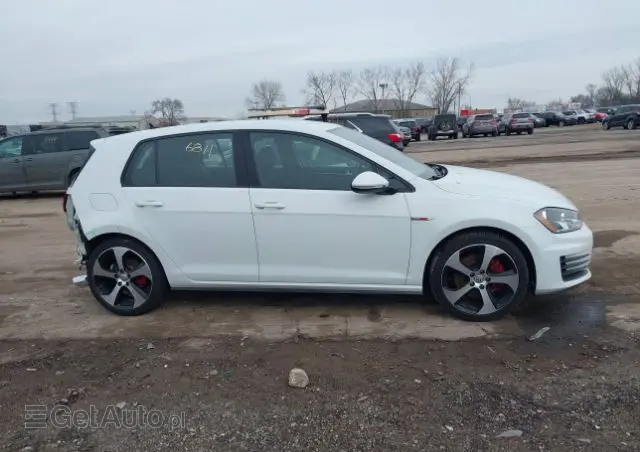 VOLKSWAGEN Golf 2.0 GTI DSG