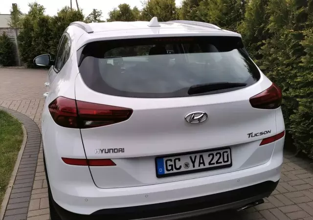 HYUNDAI Tucson 