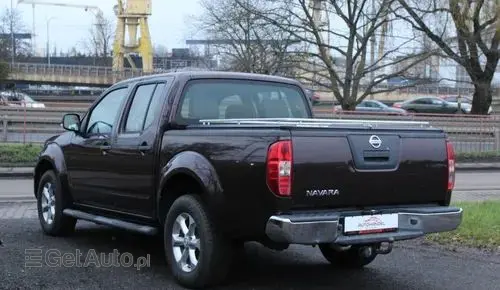NISSAN Navara 