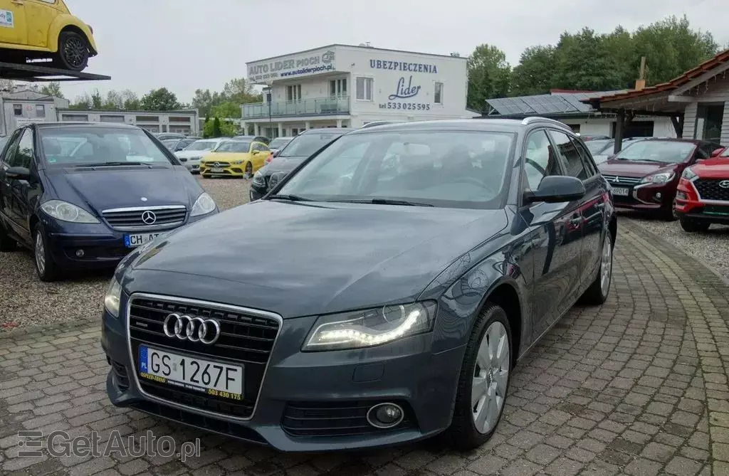 AUDI A4 