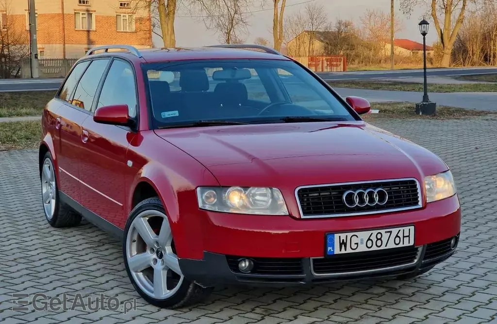 AUDI A4 