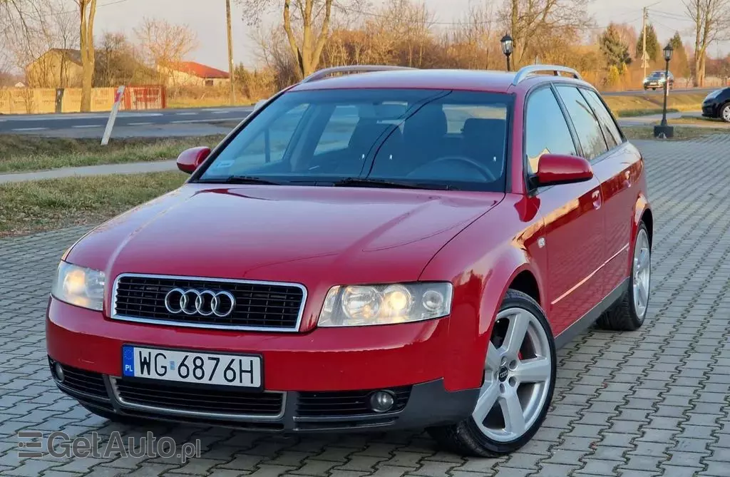 AUDI A4 