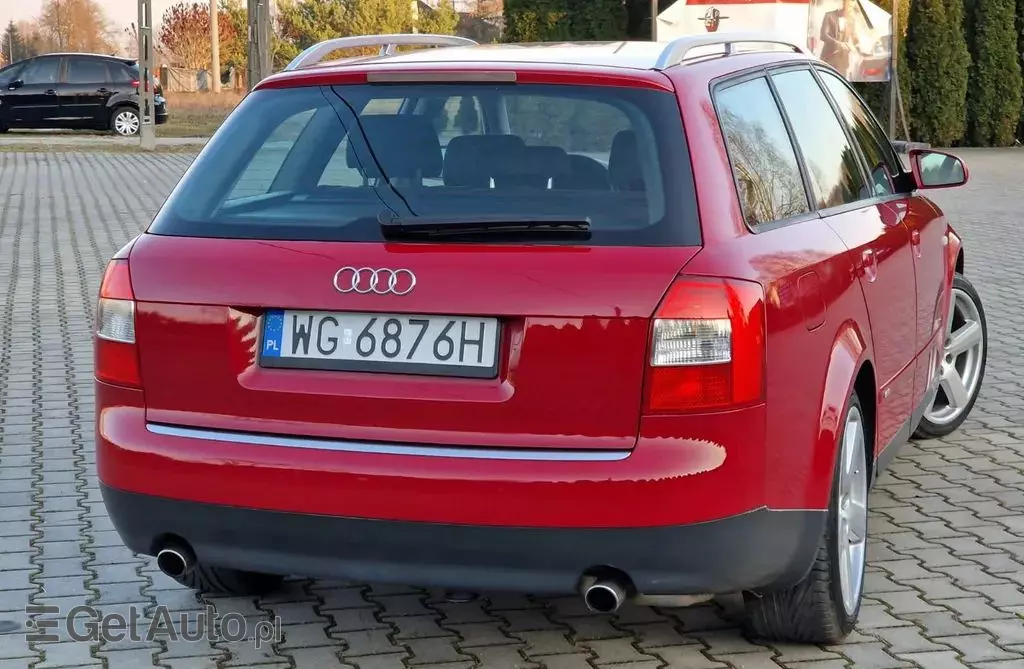AUDI A4 