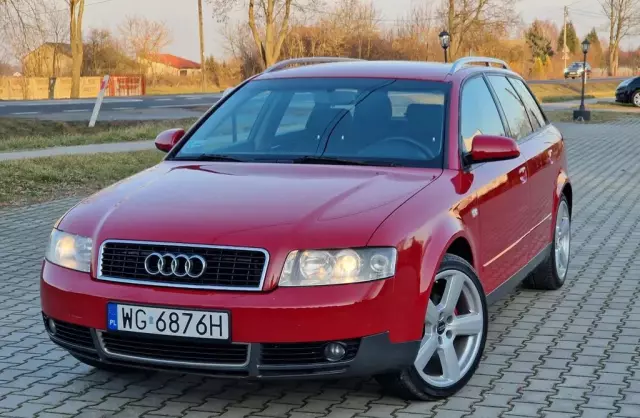 AUDI A4 