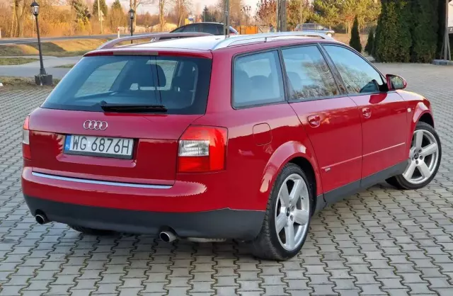 AUDI A4 