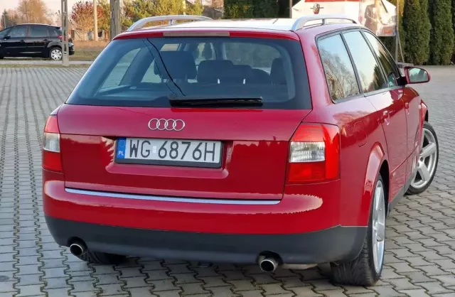 AUDI A4 