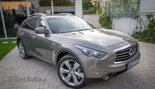 INFINITI QX70 