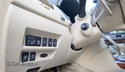 INFINITI QX70 
